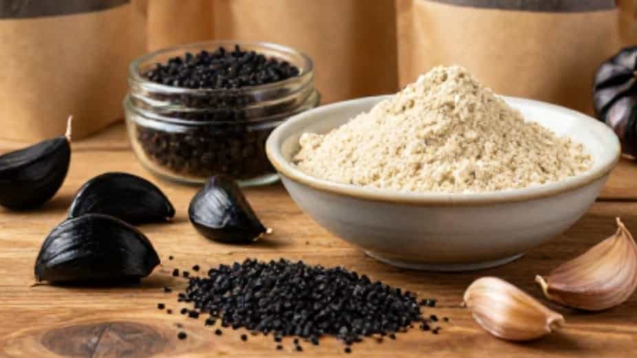 فروش سیر سیاه گرانول و پودر موسیر در همدان